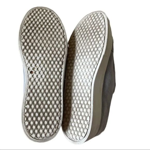 Steve Madden Bryanne Fluff Ball Platform Slip On Sneakers, Grey Multi Suede 9 - Picture 8 of 10